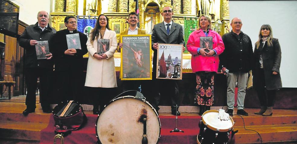 Guillermo Álvarez, Valeriano Antoñanzas, Elisa Garrido, Esteban Martínez, Javier Jiménez, Eva Hita, Manolo Oca y María José de Felipe, este viernes. 