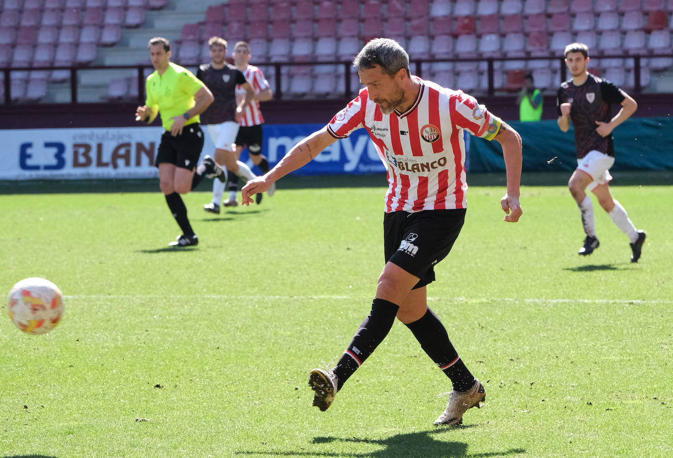 Fotos: Las imágenes de la SDL-Athletic de Bilbao