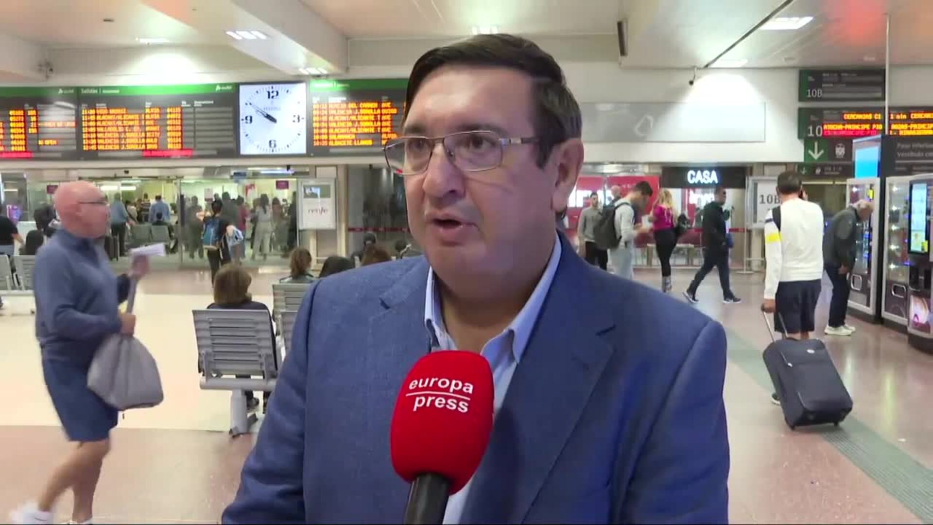 El director general de Adif asegura que el servicio Madrid-Valencia ya "circula con normalidad"