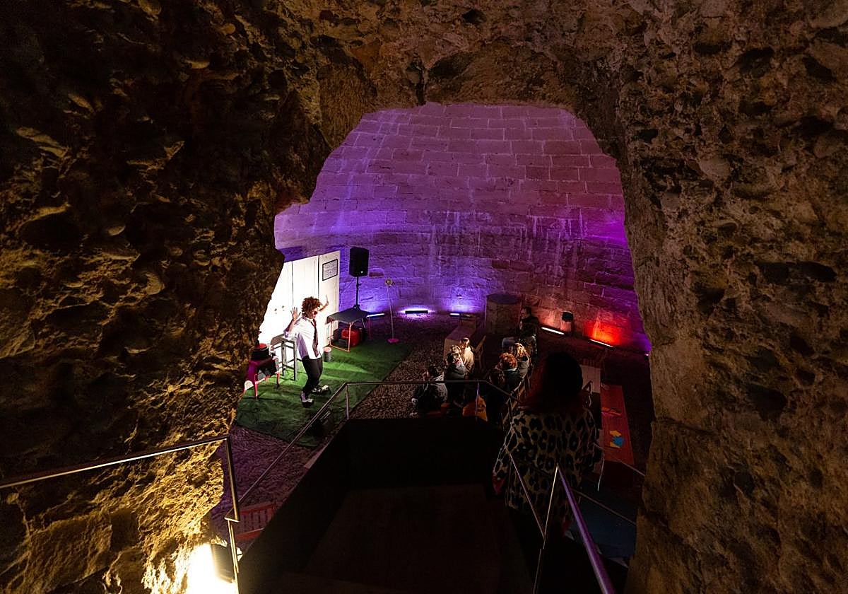 Representación este martes de la obra 'Payaso' en el Cubo del Revellín en la primera jornada de Actual.