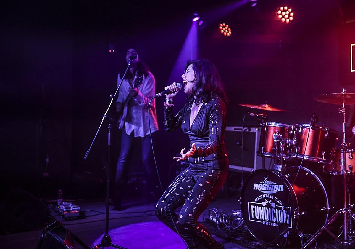 Mia Kalo, durante la segunda semifinal de la Guerra de Bandas.