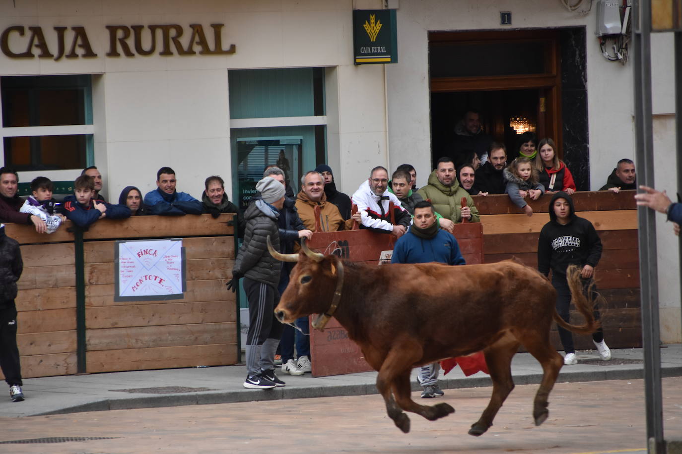 Las fiestas de invierno de Aldeanueva, en imágenes