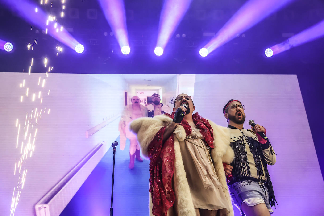 Imágenes de la cuarta noche de conciertos