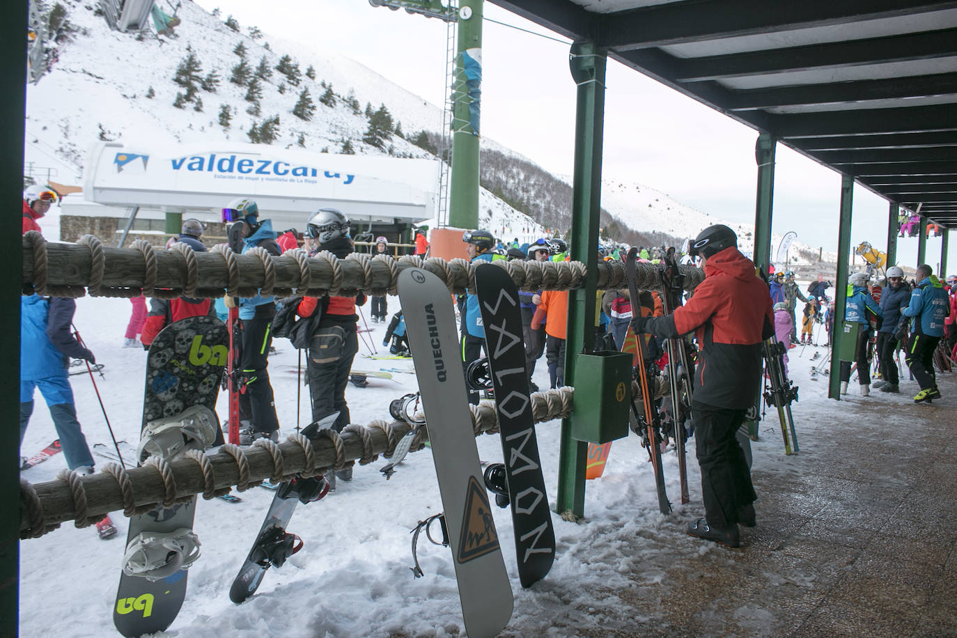 Valdezcaray se llena de esquiadores