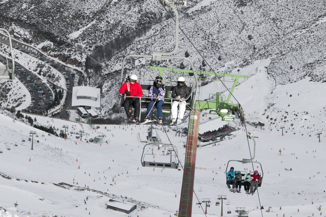 Valdezcaray se llena de esquiadores