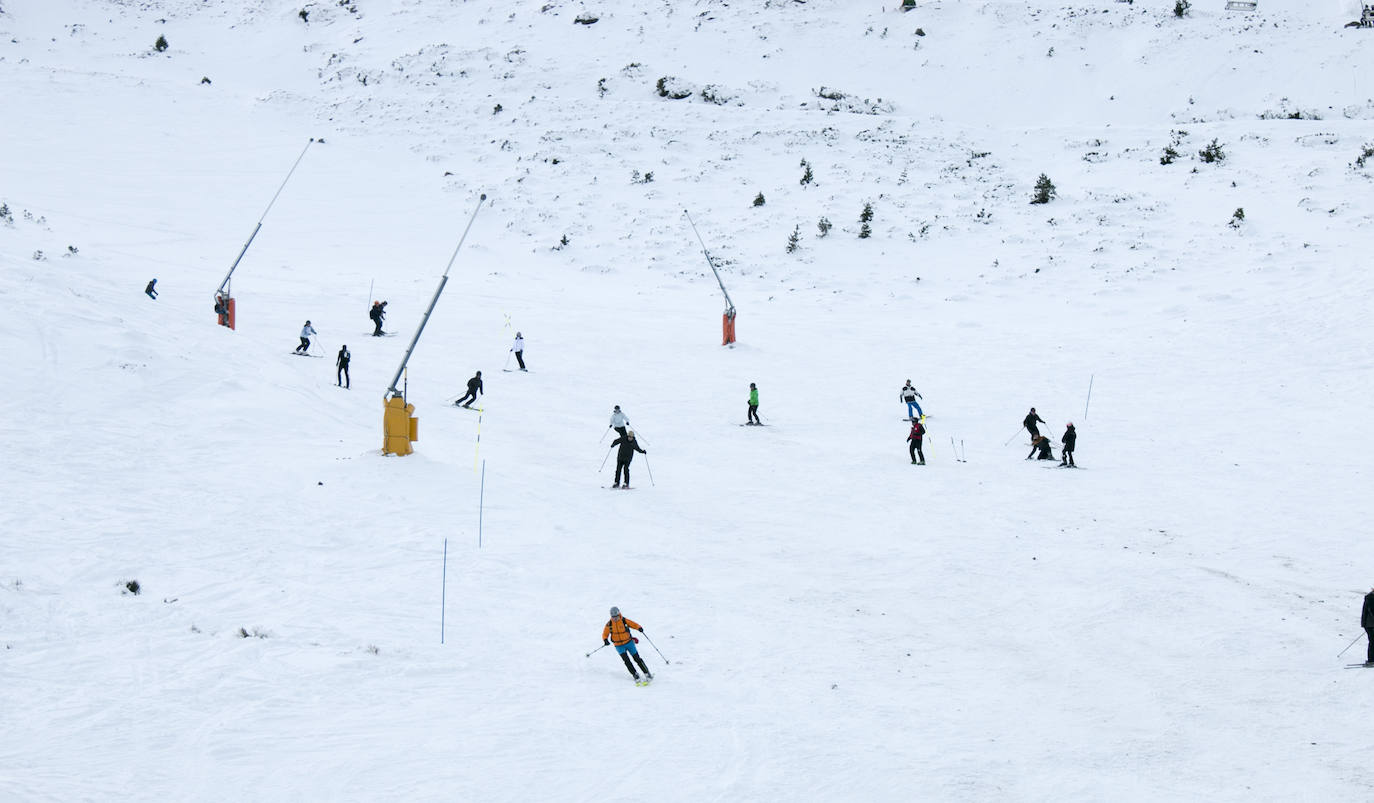 Valdezcaray se llena de esquiadores