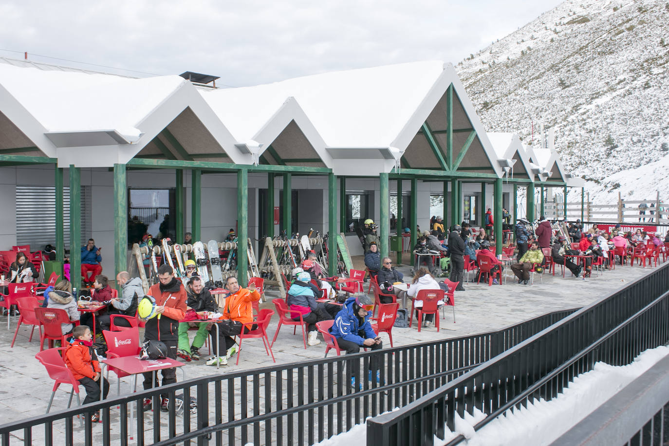 Valdezcaray se llena de esquiadores