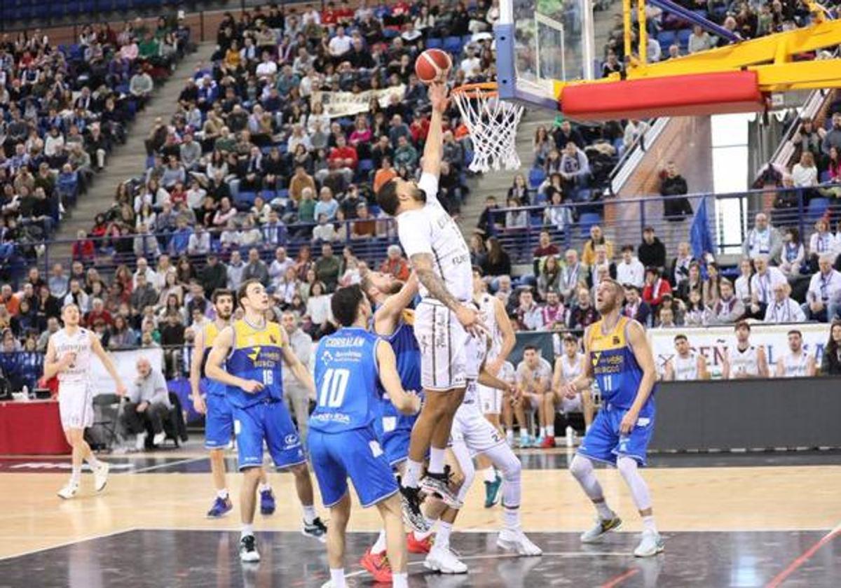 Yasin Kolo ha debutado con el Rioverde Clavijo frente al Burgos.