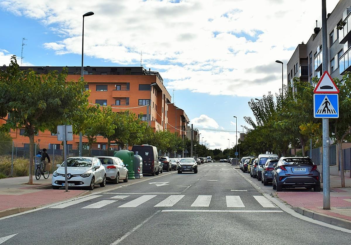 Calle Río Duero del barrio Entre Ríos de Lardero.