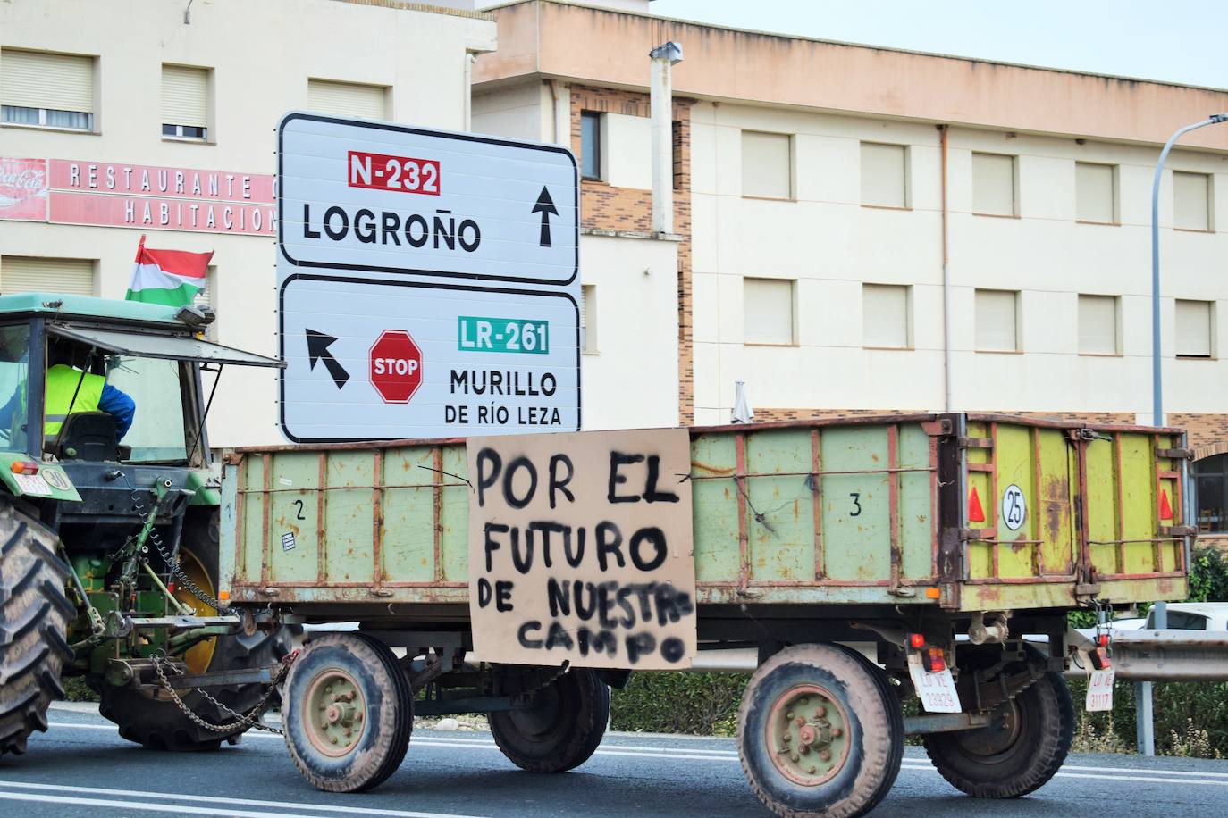 Las imágenes de los agricultores protestando en El Sequero