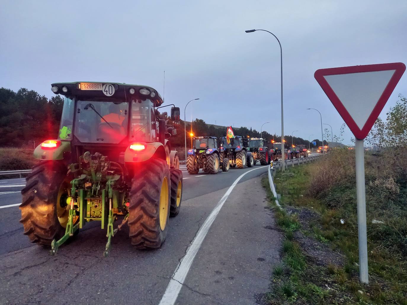 Las imágenes de los agricultores protestando en El Sequero