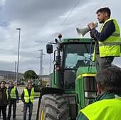 «A cuatro que han cortado la autovía, que está mal, no se les puede apalear»