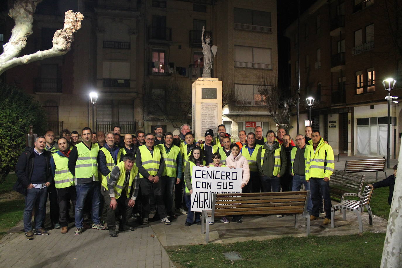 Cenicero se vuelca con sus agricultores