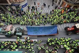 Vídeo: cuatro horas de marcha por Logroño, en cuatro minutos (trifulca incluida)