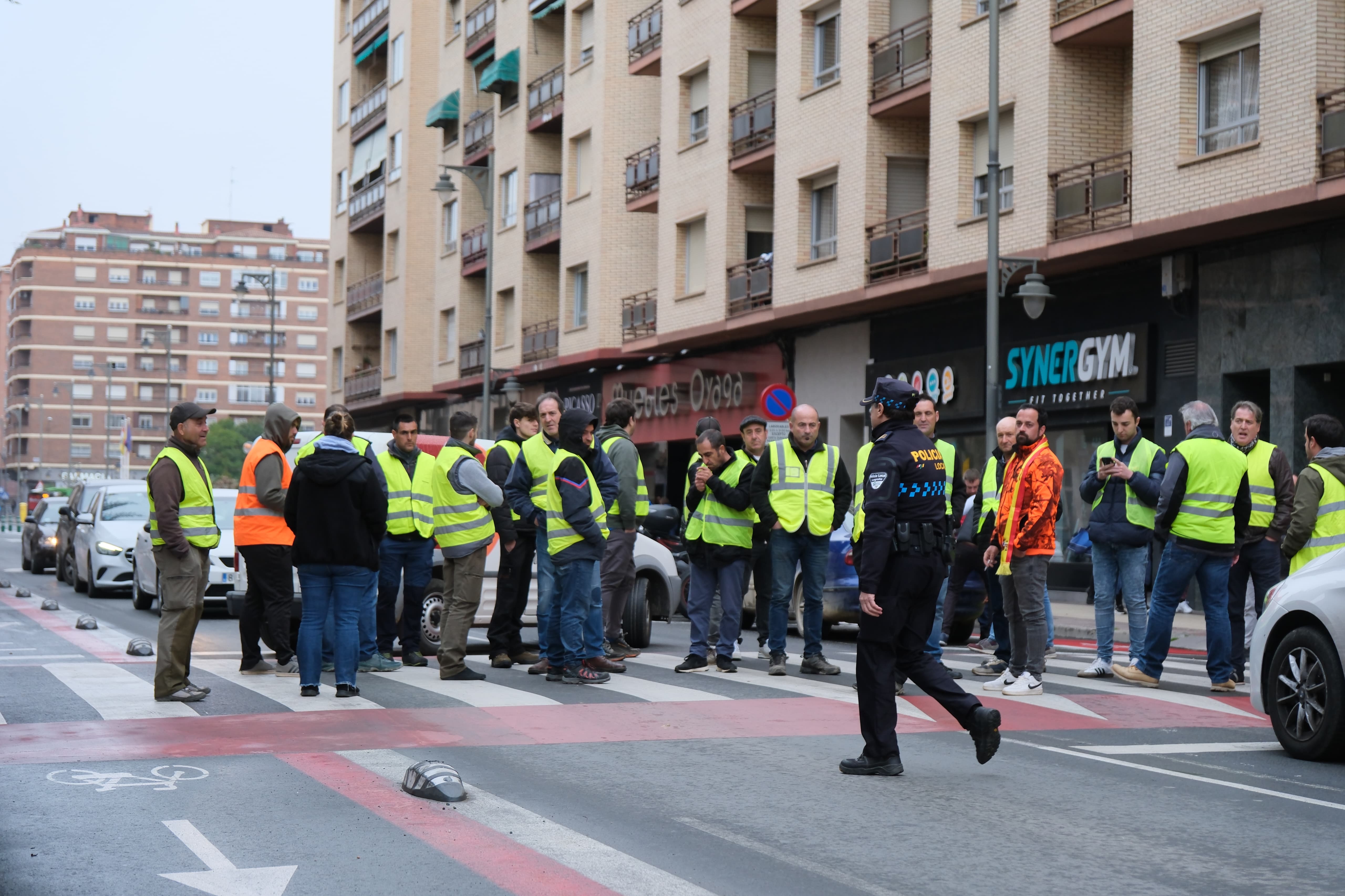 Las imágenes de la protesta agraria en La Rioja este viernes