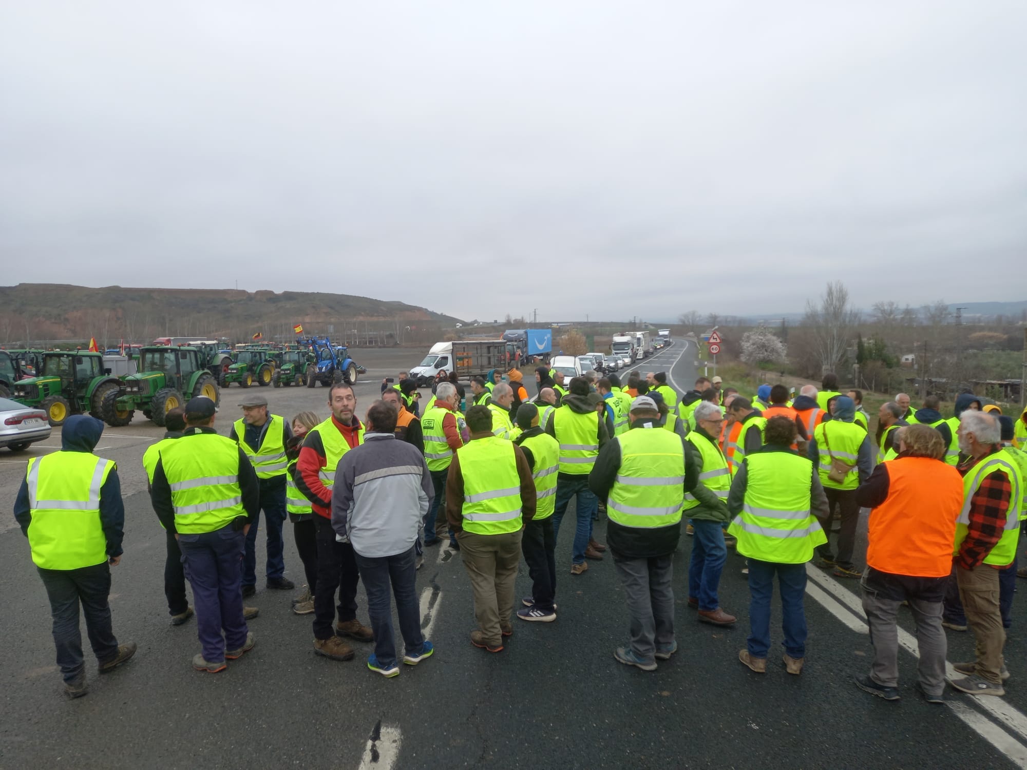 Las imágenes de la protesta agraria en La Rioja este viernes