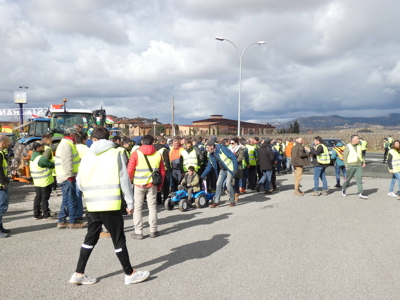 Las imágenes de la tractorada en Briones