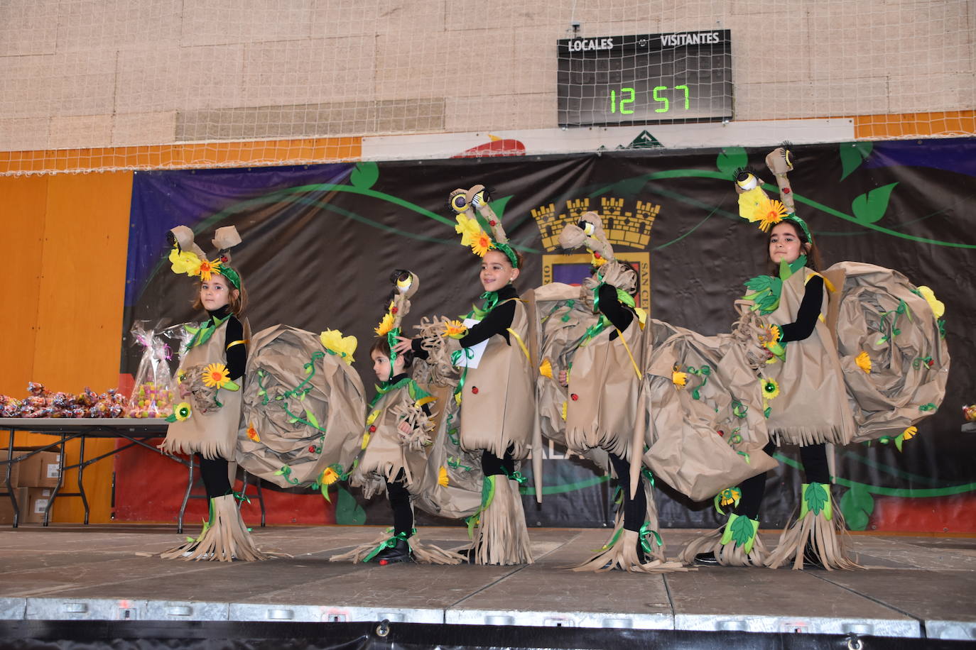 Los disfraces de papel de Calahorra, en imágenes