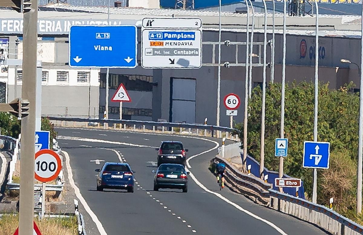 El Ayuntamiento descarta el voladizo ciclista sobre la A-13 y devolverá los fondos