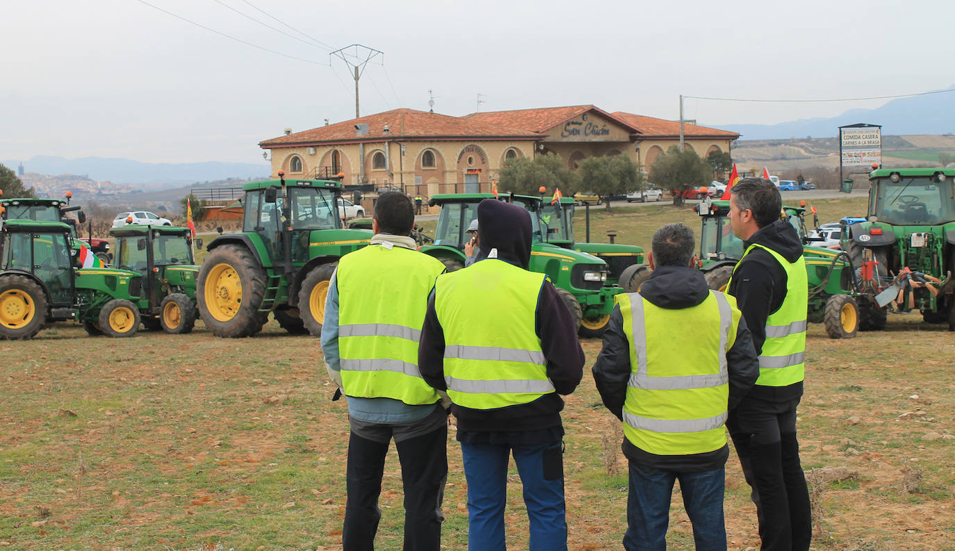 La tractorada de San Asensio, en imágenes