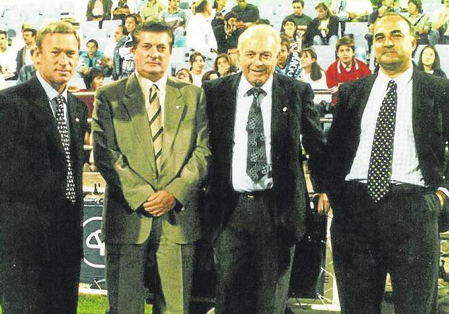 Javier Clemente, Antonio Hidalgo, Alfredo Di Stéfano e Iñaki Sáez.