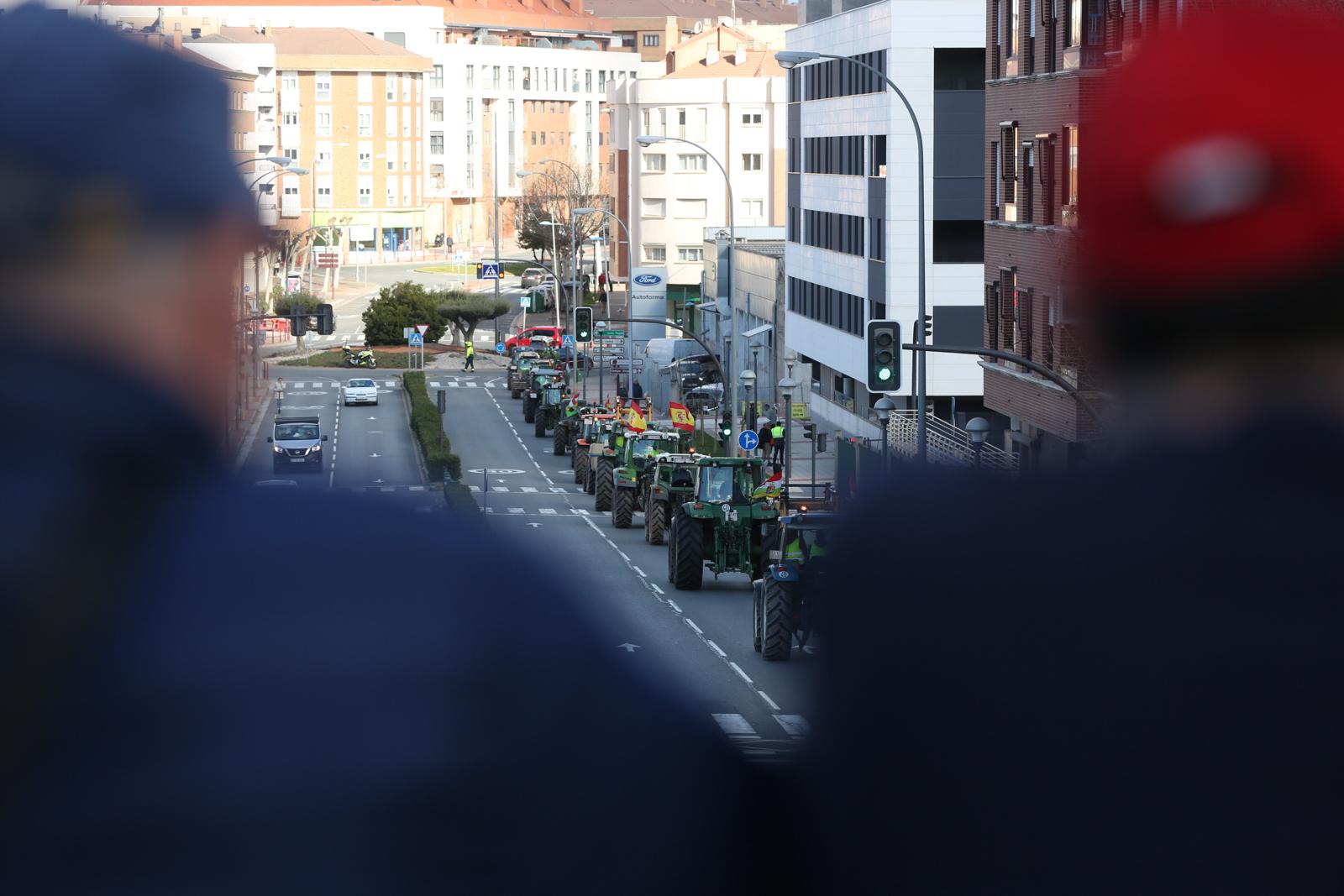 Las imágenes de la tractorada de este lunes