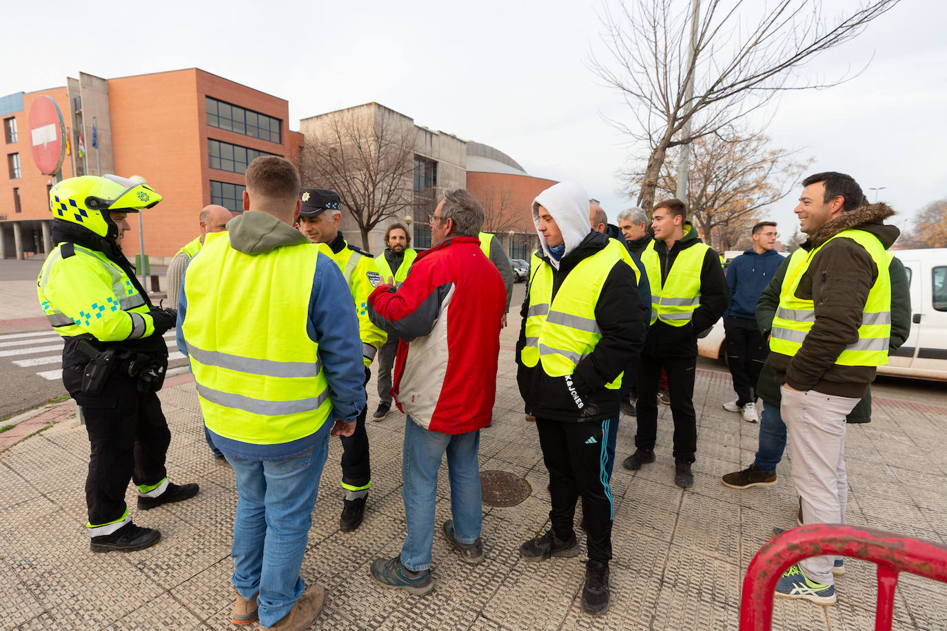 La protesta de los &#039;chalecos amarillos&#039; de este jueves, en imágenes (I)