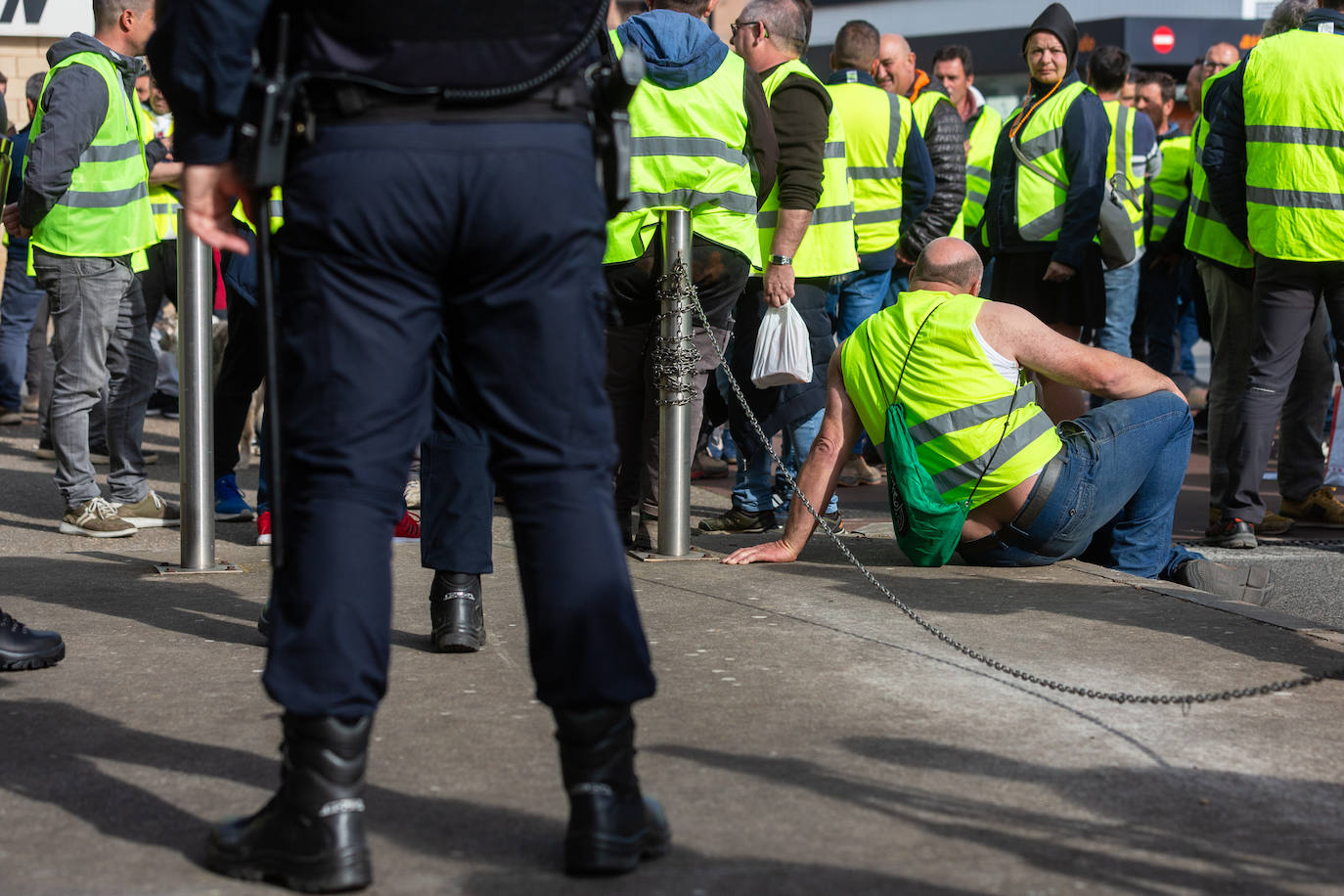 La protesta de los &#039;chalecos amarillos&#039; de este jueves, en imágenes (II)