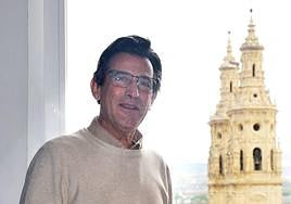 Ángel Carrero, decano del COAR