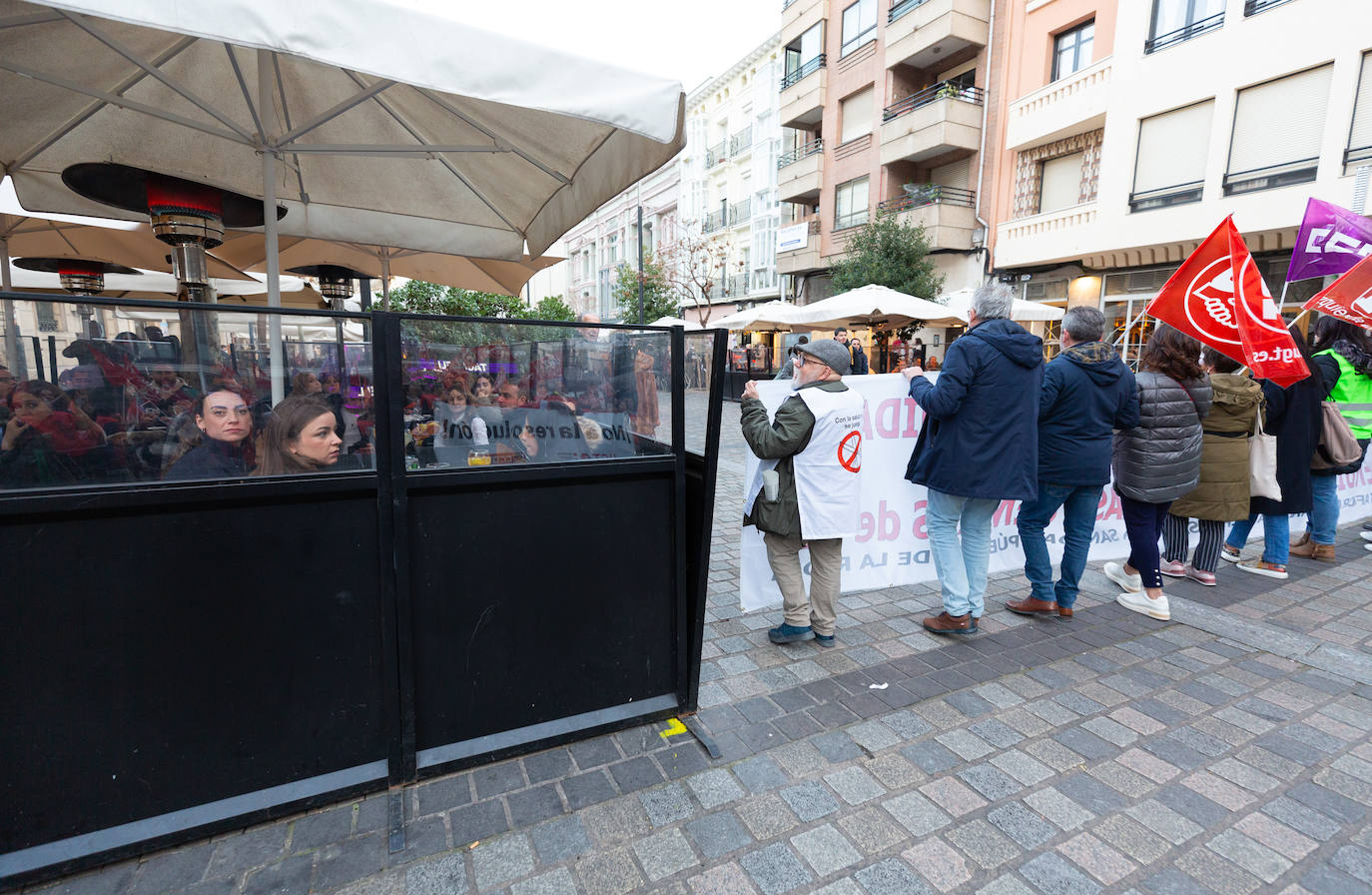 La manifestación contra la amnistía a las residencias, en imágenes