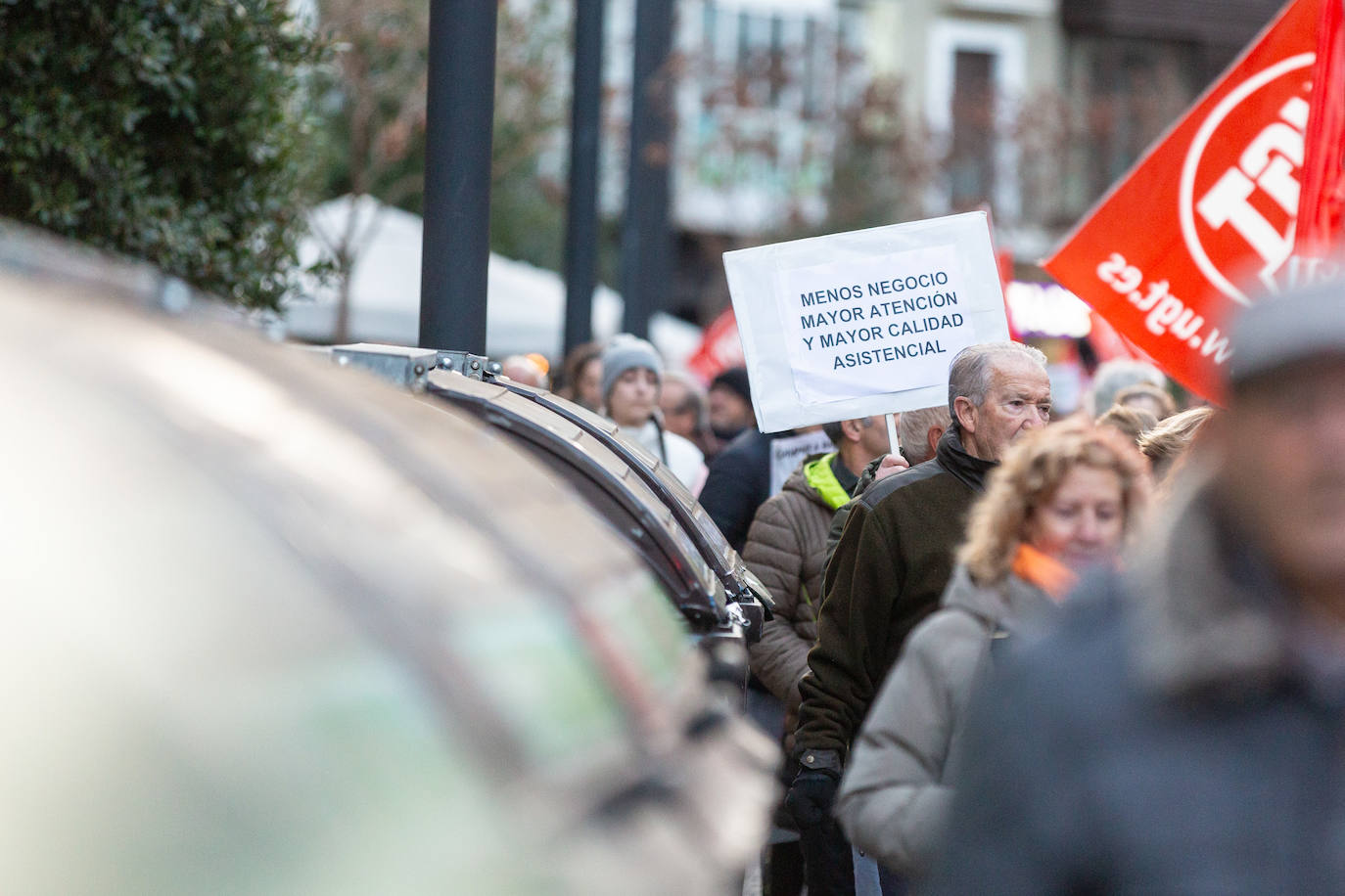 La manifestación contra la amnistía a las residencias, en imágenes