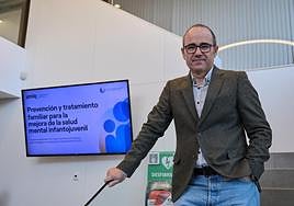 El director médico del área de Bienestar Emocional de UNIR, Hilario Blasco.