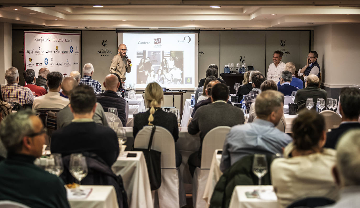 La cata de Bodegas Sínodo, en imágenes