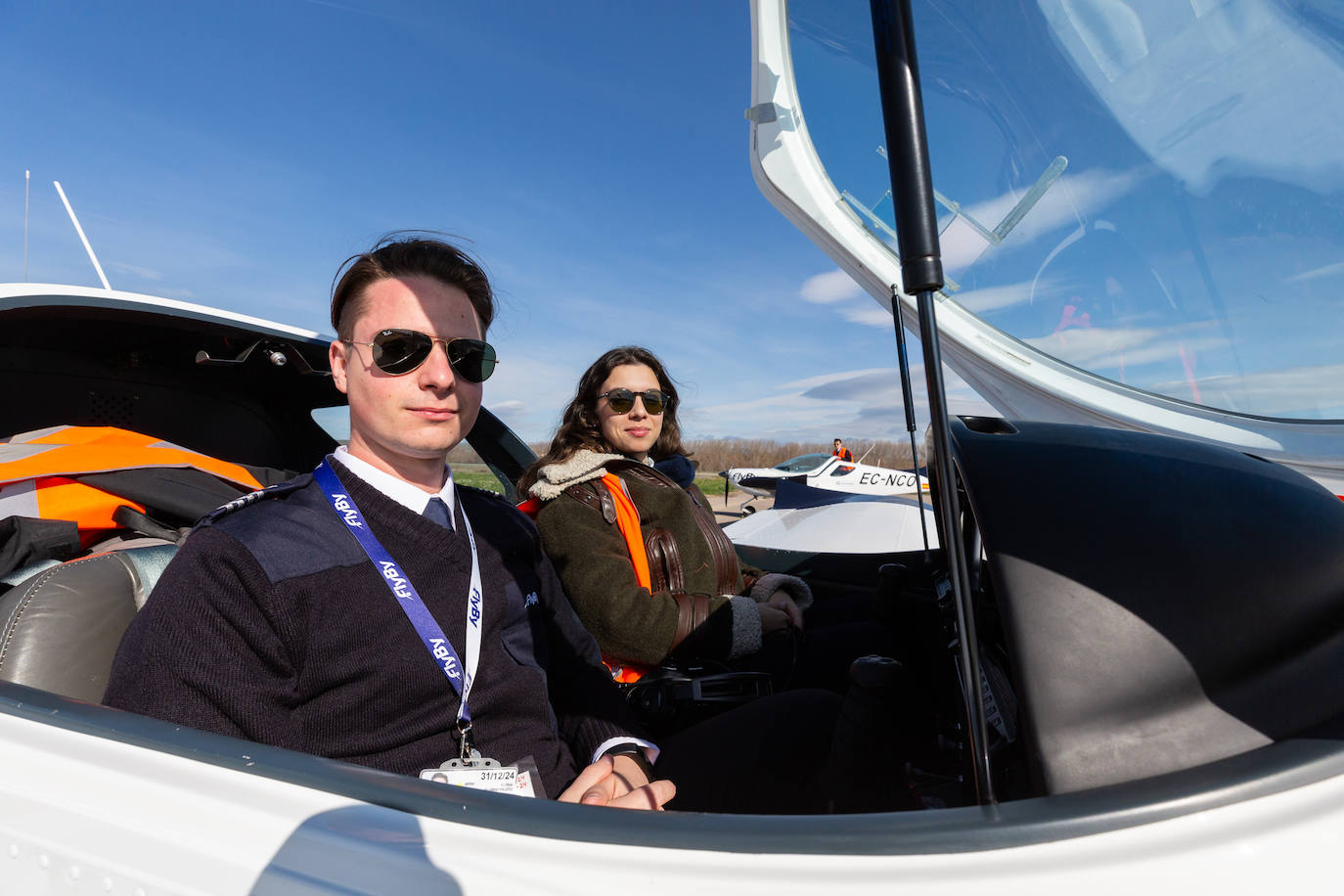 Primer día en la escuela de pilotos de Agoncillo