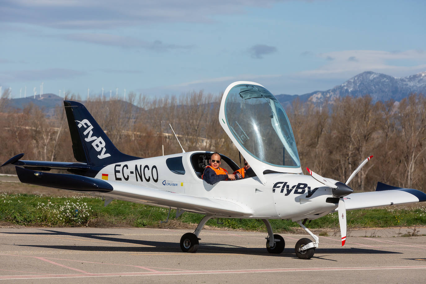 Primer día en la escuela de pilotos de Agoncillo