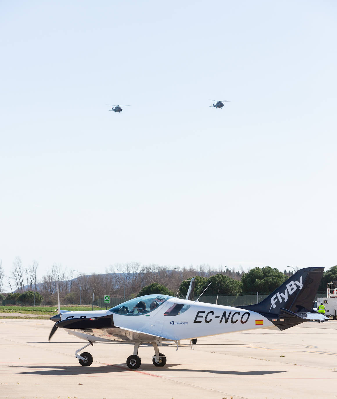 Primer día en la escuela de pilotos de Agoncillo