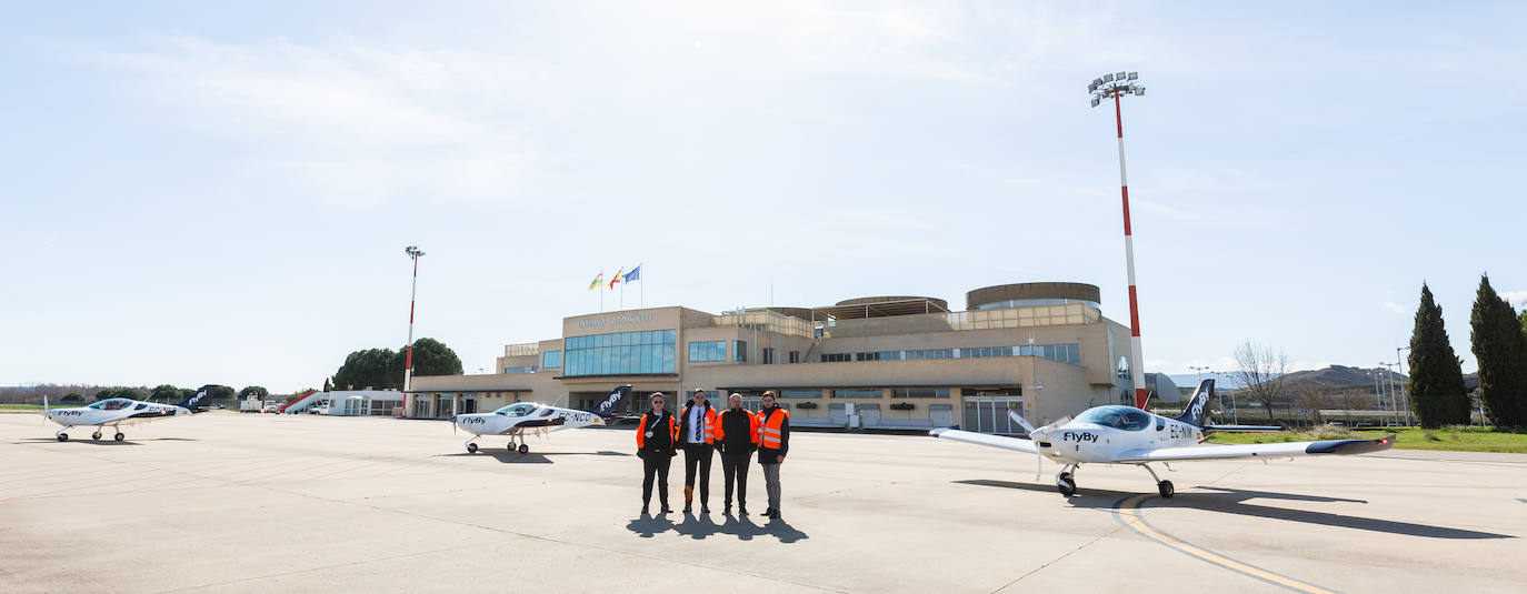 Primer día en la escuela de pilotos de Agoncillo