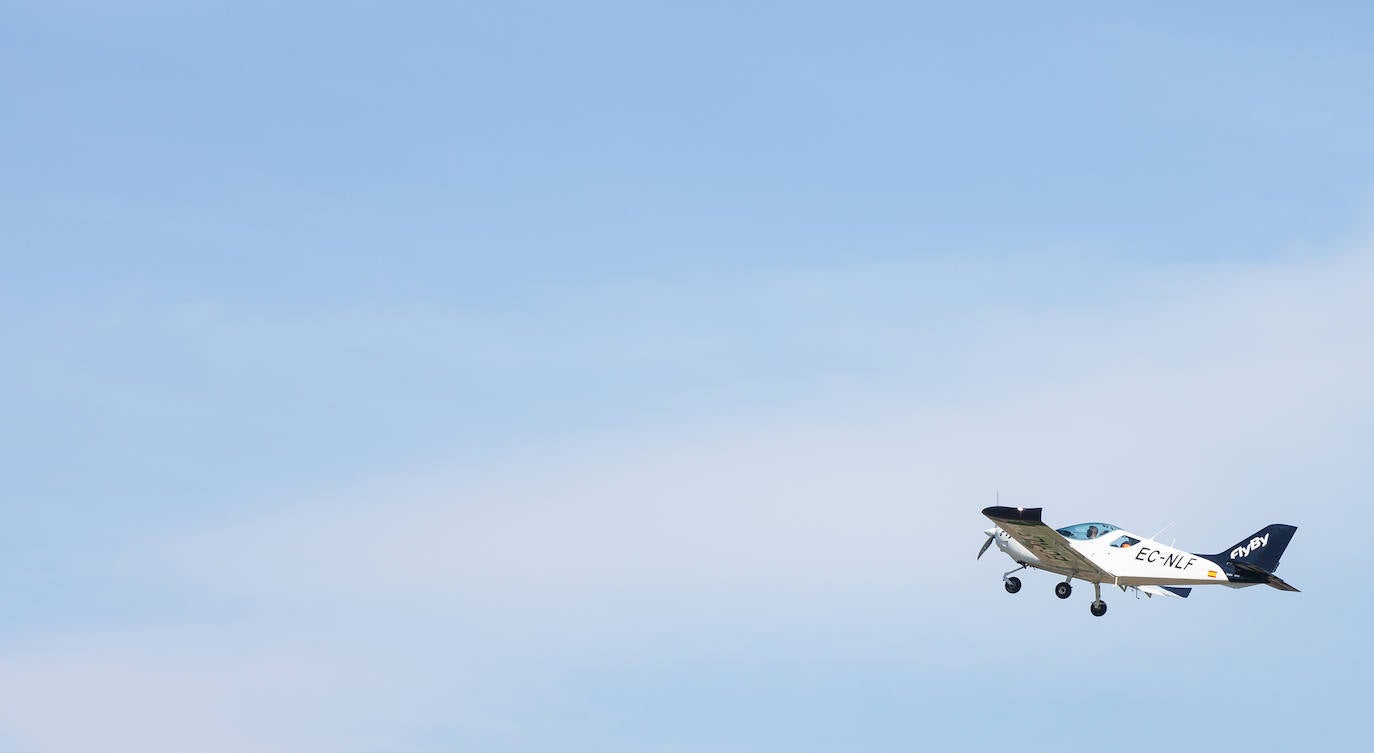 Primer día en la escuela de pilotos de Agoncillo