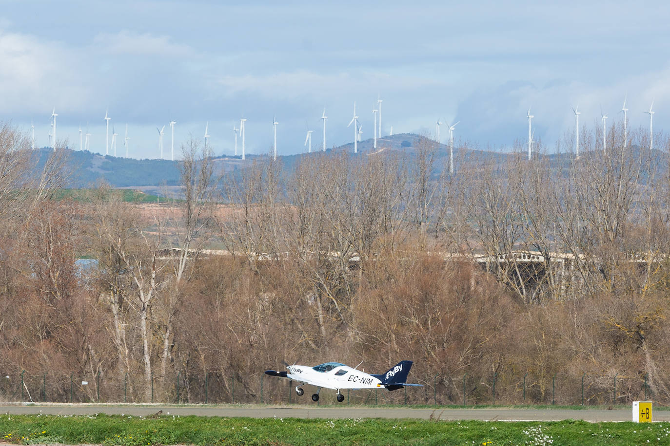 Primer día en la escuela de pilotos de Agoncillo