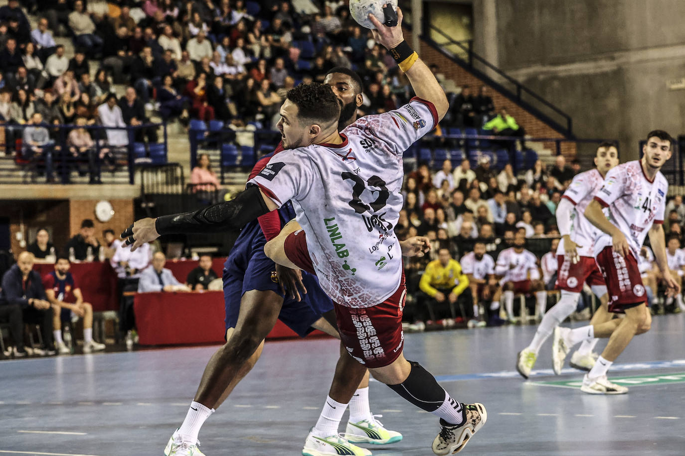 Las imágenes del Ciudad de Logroño-Barcelona