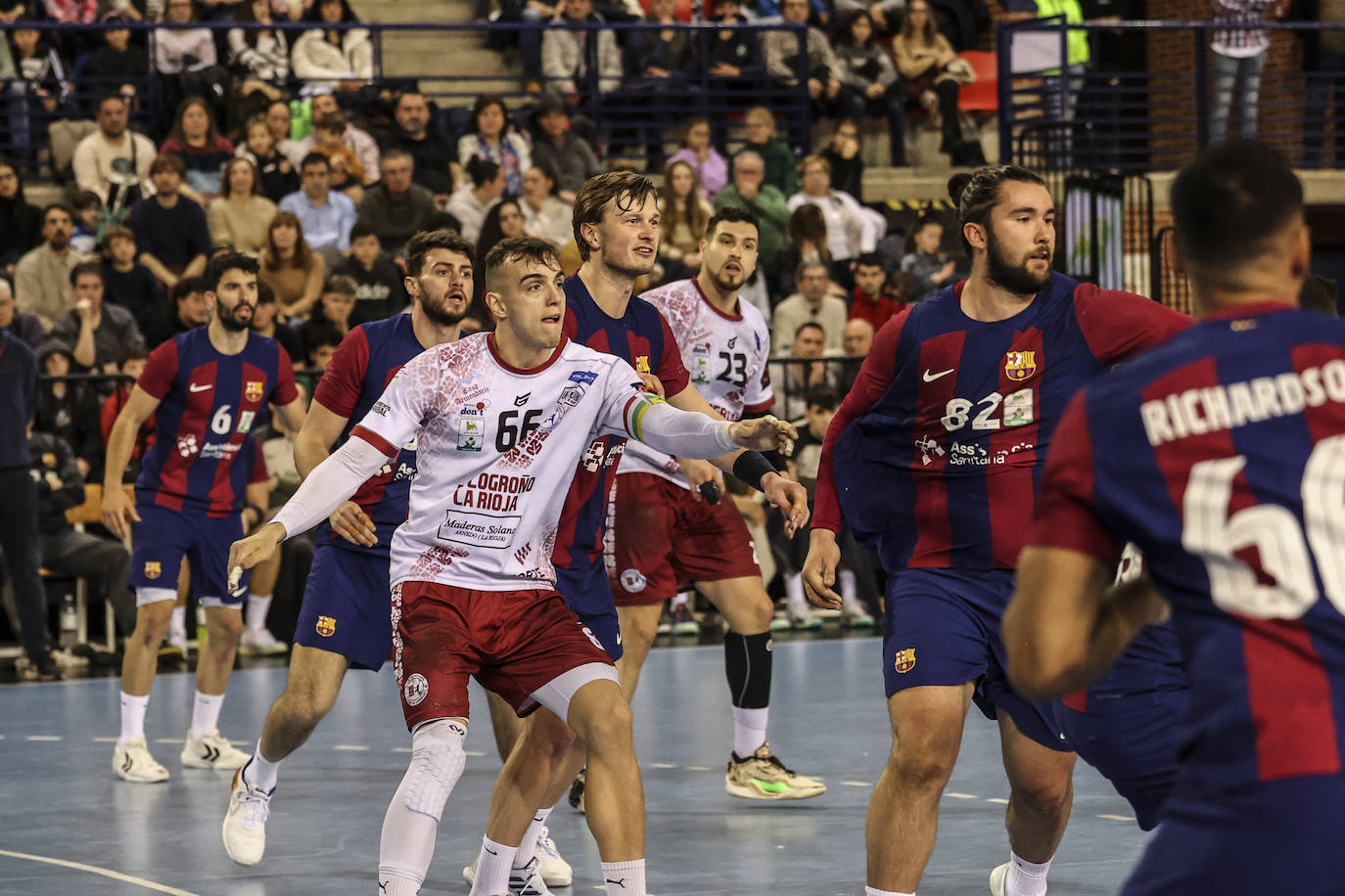 Las imágenes del Ciudad de Logroño-Barcelona