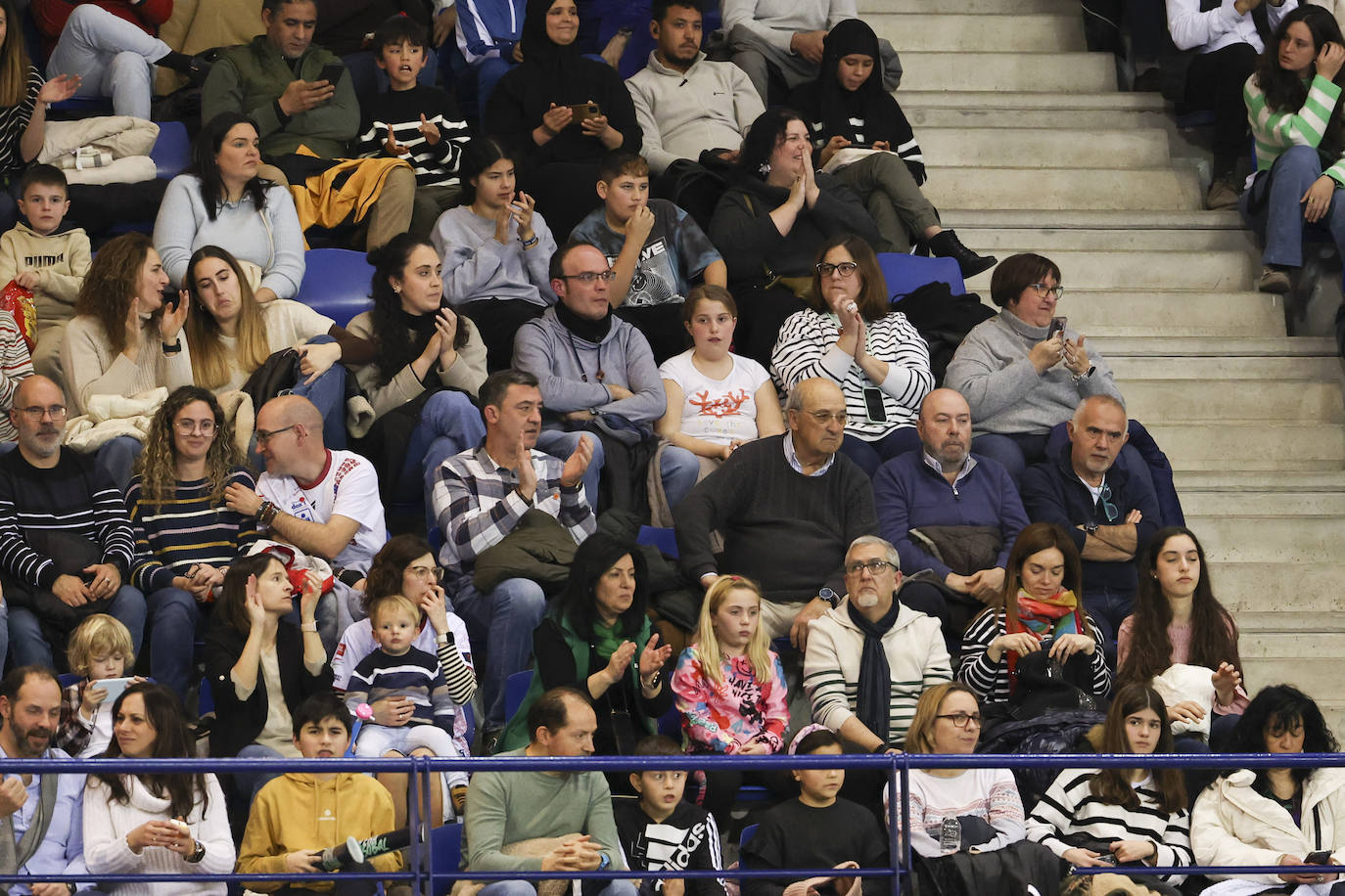 Las imágenes del Ciudad de Logroño-Barcelona