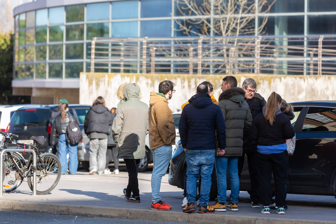 Más de 200 personas ayudan en la búsqueda de Javier Márquez en Logroño