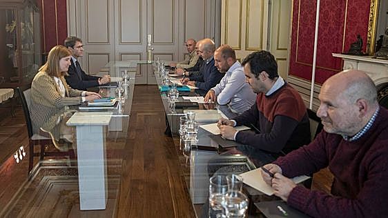 Los sindicatos agrarios quieren a Capellan de aliado para mediar en foros nacionales y europeos