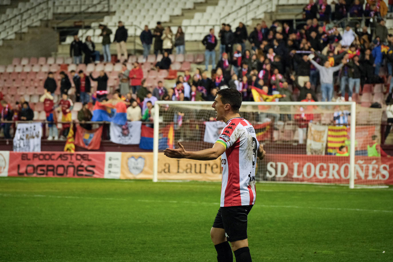 El Teruel supera a la SD Logroñés