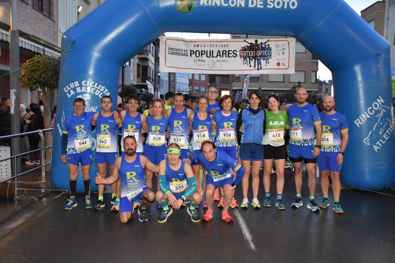 García y Navascués ganan la carrera nocturna de Rincón