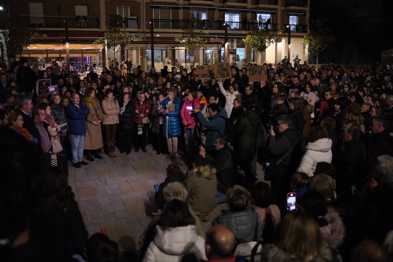 Albelda se manifiesta contra la agresión sexual del 8M