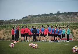 Imagen de un entrenamiento de la UD Logroñés.