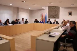 El pleno del Consistorio apoyó la moción del PR+ dirigida a la Comunidad con los votos de PSOE y PP y la abstención de IU-Podemos.