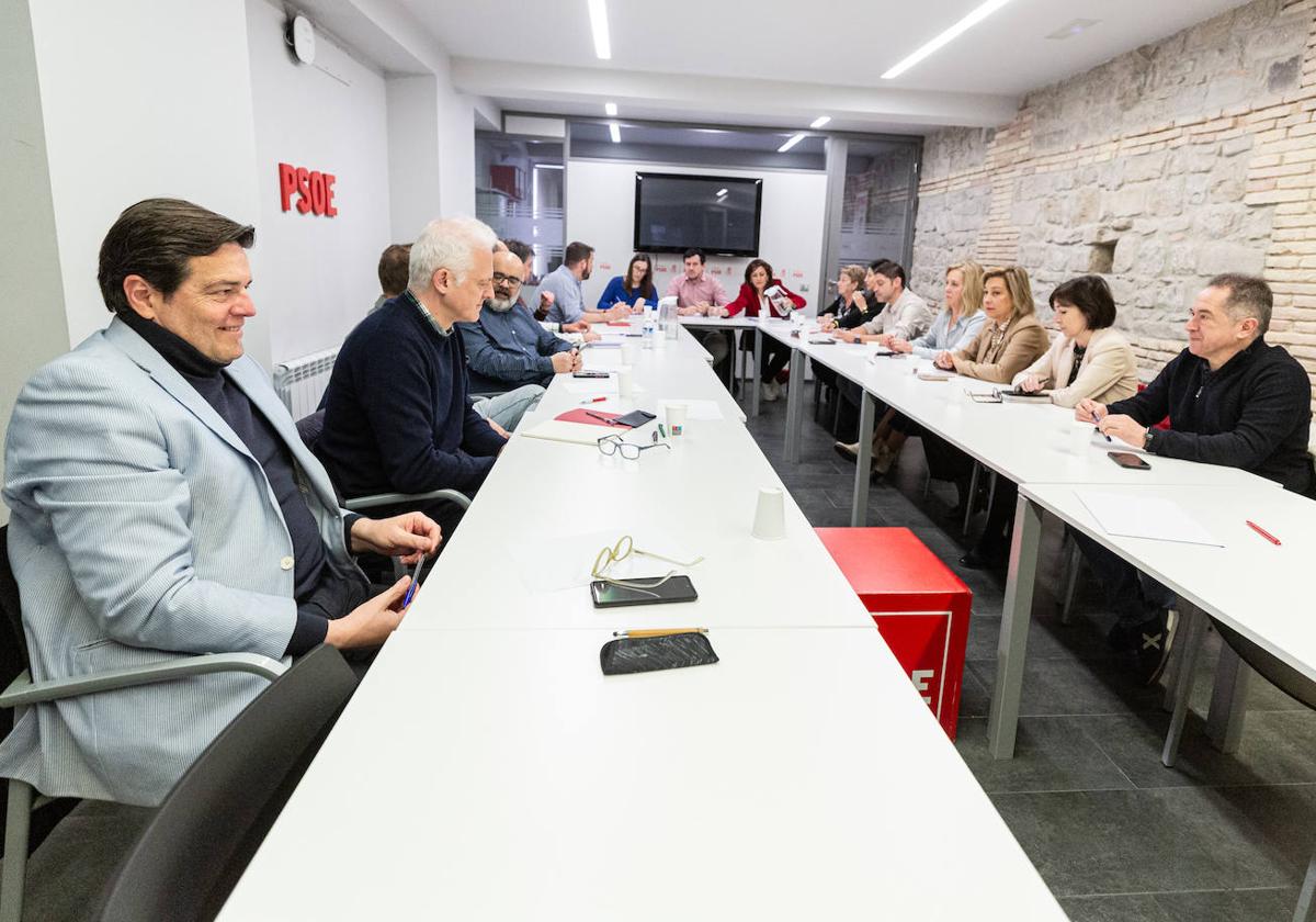 Reunión de la Ejecutiva Local del PSOE, el pasado sábado.